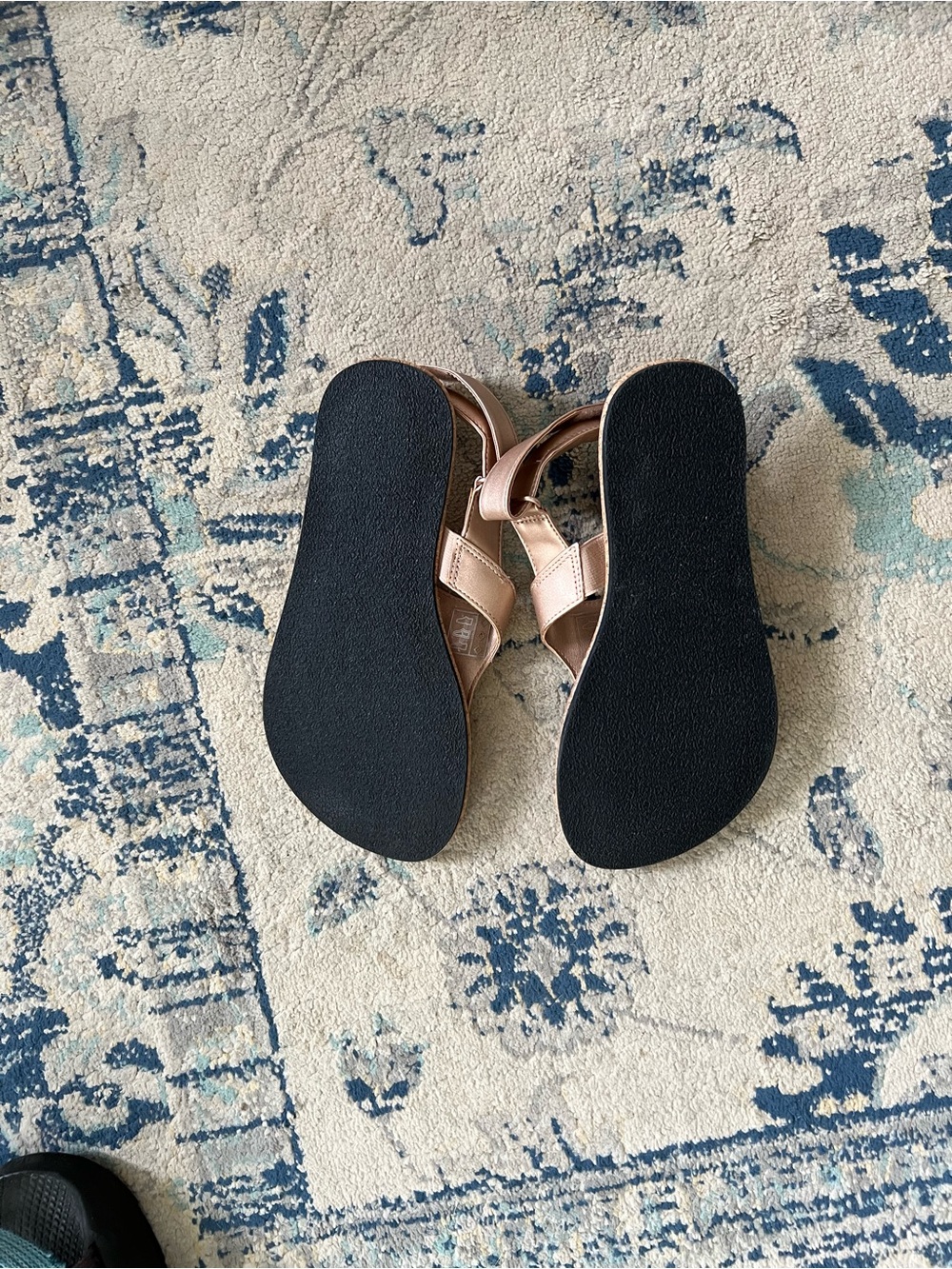 Cork Toe-Post Sandals in Metallic Rose - Picture 3 of 4
